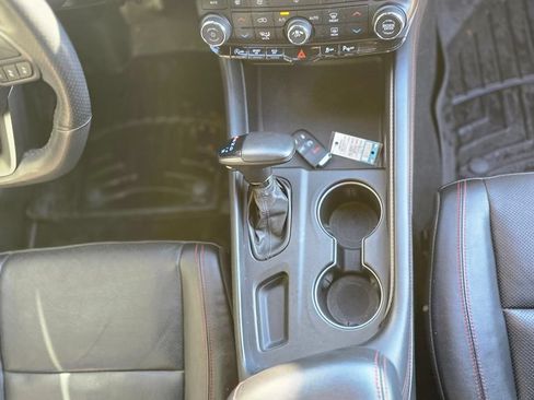 Used 2023 Dodge Durango GT AWD/4WD image 13