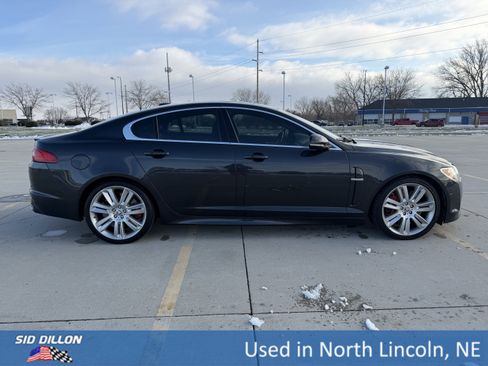 Used 2011 Jaguar XF R image 3