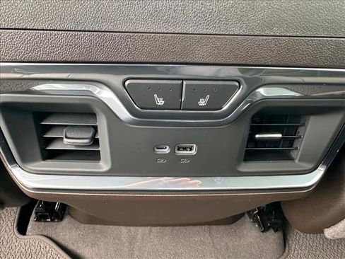 New 2026 GMC Sierra 1500 Denali w/ Denali Reserve Package AWD/4WD image 21