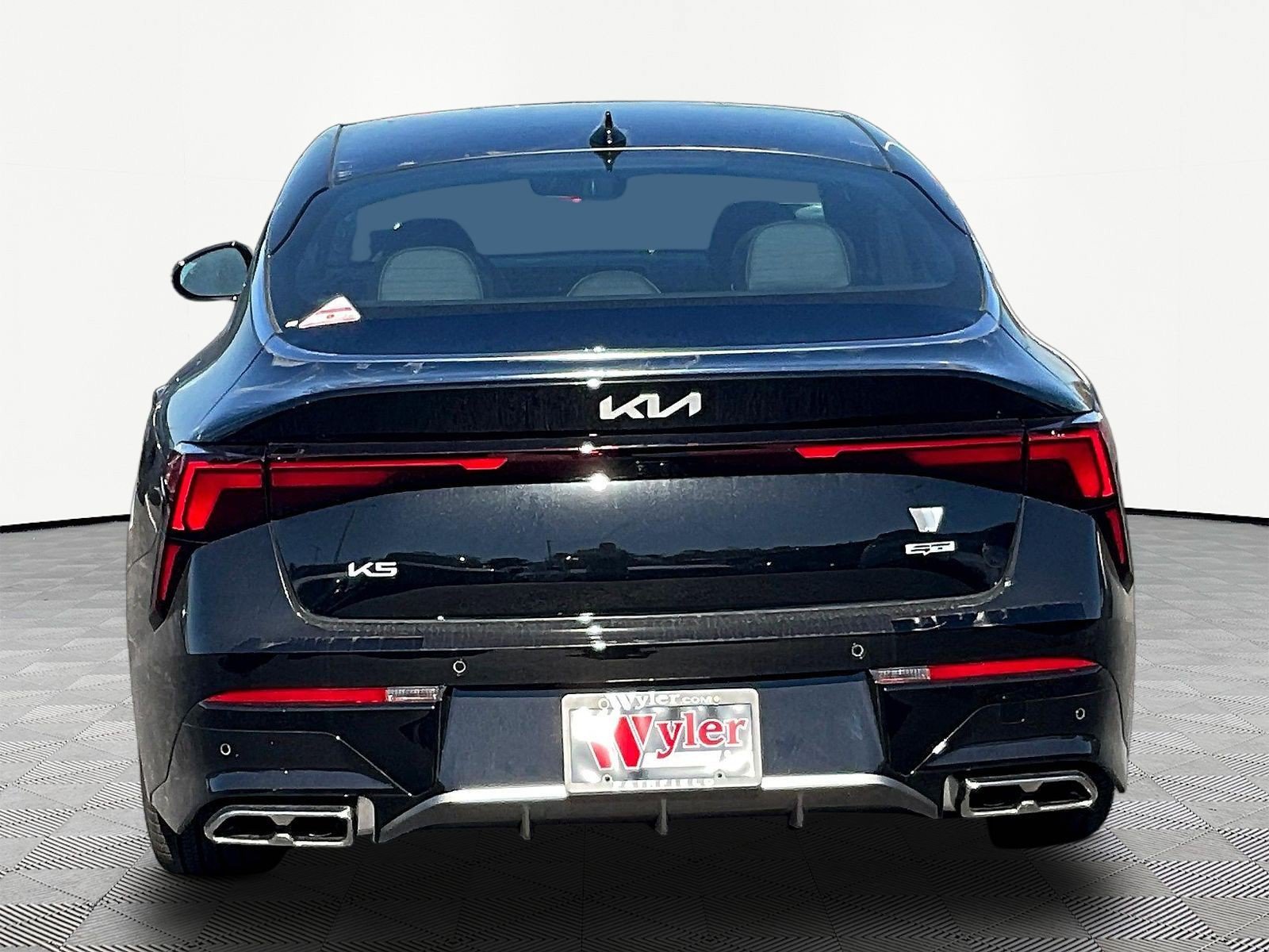 New 2027 Kia K5 GT FWD image 5
