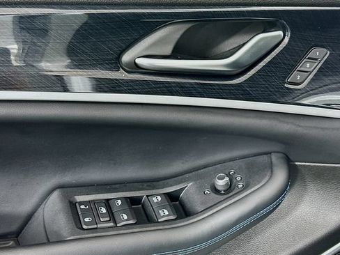 Used 2022 Jeep Grand Cherokee Trailhawk w/ Luxury Tech Group III AWD/4WD image 18