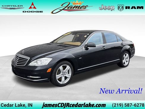 Used 2012 Mercedes-Benz S 550 4MATIC w/ Premium 2 Pkg image 1