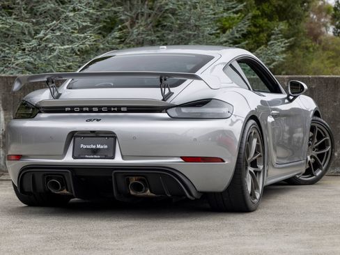 Used 2020 Porsche 718 Cayman GT4 RWD image 11