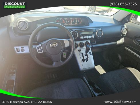Used 2009 Scion xB FWD image 11