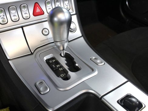 Used 2005 Chrysler Crossfire SRT-6 RWD image 20