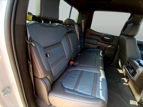 Used 2021 GMC Sierra 1500 Denali w/ Technology Package AWD/4WD image 19