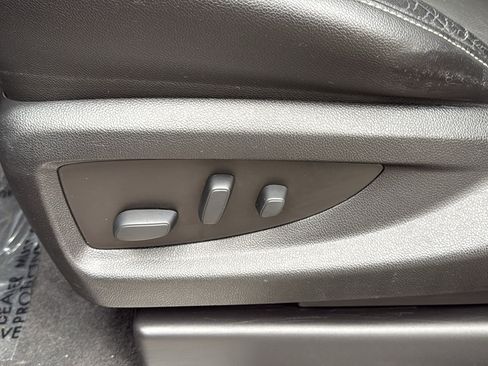 Used 2020 GMC Yukon SLT image 13