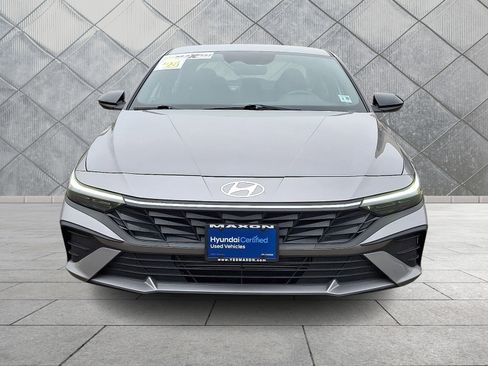 Certified 2025 Hyundai Elantra Sport image 2