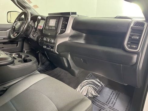 Used 2021 RAM 2500 Big Horn image 31