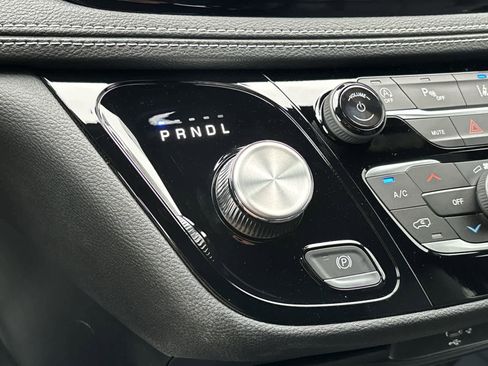 New 2026 Chrysler Pacifica Select image 24