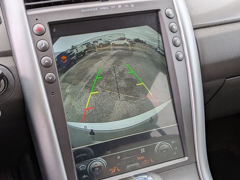 Used 2013 Ford Edge SEL image 23