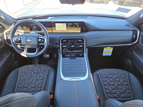 New 2026 Nissan Armada Platinum AWD/4WD image 12