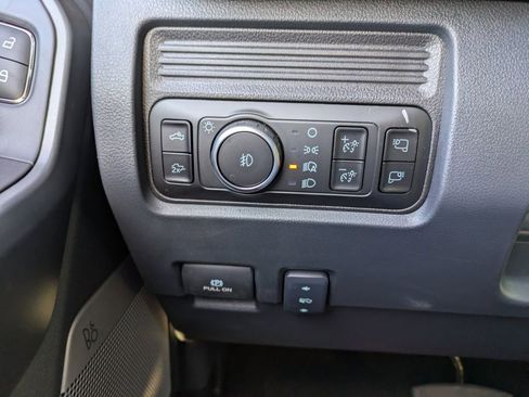 New 2025 Ford F250 Lariat w/ Lariat Ultimate Package image 28