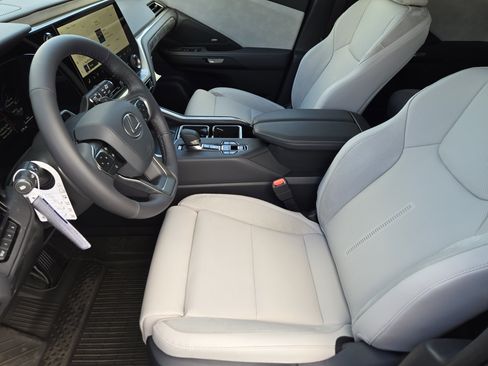 New 2026 Lexus TX 350 AWD w/ Technology Package image 9