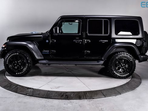 Used 2023 Jeep Wrangler Unlimited w/ Convenience Group image 3