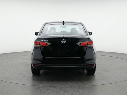 Used 2025 Nissan Versa SV image 7