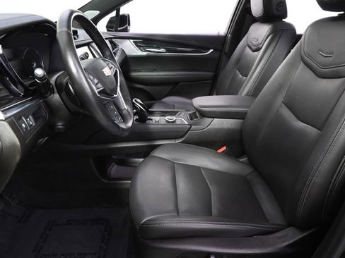 Certified 2023 Cadillac XT5 Premium Luxury AWD/4WD image 13