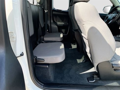 Used 2023 Toyota Tacoma SR image 22