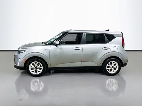 Certified 2024 Kia Soul LX w/ Option Group 015 FWD image 4