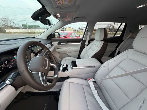 Used 2026 GMC Terrain Denali w/ LPO, Floor Liner Package image 10