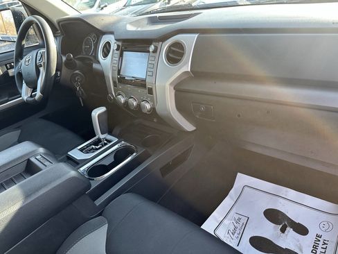 Used 2015 Toyota Tundra SR5 w/ TRD Off Road Package image 10