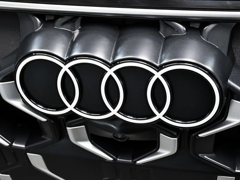 Used 2025 Audi SQ5 Premium Plus w/ Premium Plus Package AWD/4WD image 98