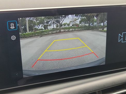 Used 2025 Hyundai Tucson SEL FWD image 33