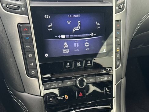 Used 2018 INFINITI Q60 3.0t Luxe w/ Sensory Package 3.0T Luxe AWD/4WD image 19