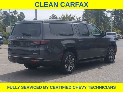 Used 2024 Jeep Wagoneer L Series II w/ Flexible Seating Group AWD/4WD image 6