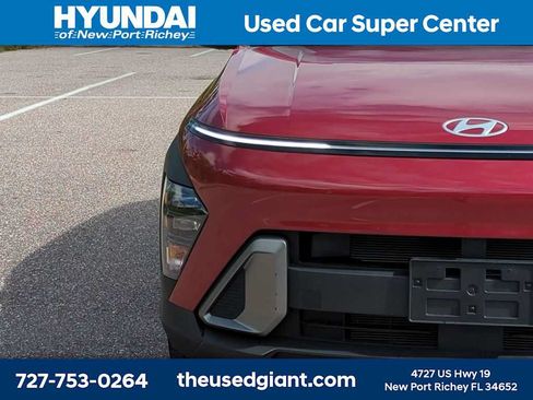 Certified 2024 Hyundai Kona SEL w/ Convenience Package AWD/4WD image 9