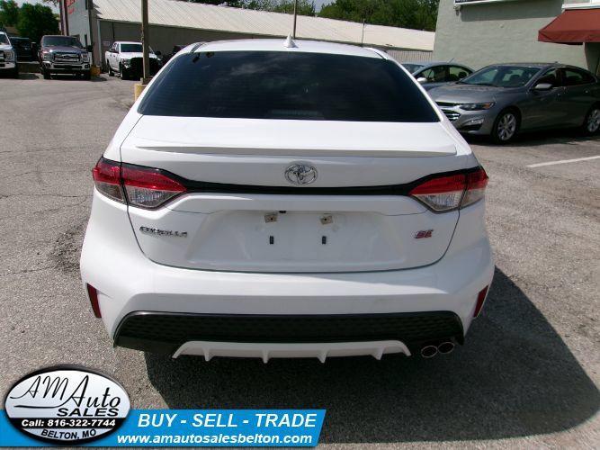Used 2022 Toyota Corolla SE FWD image 3