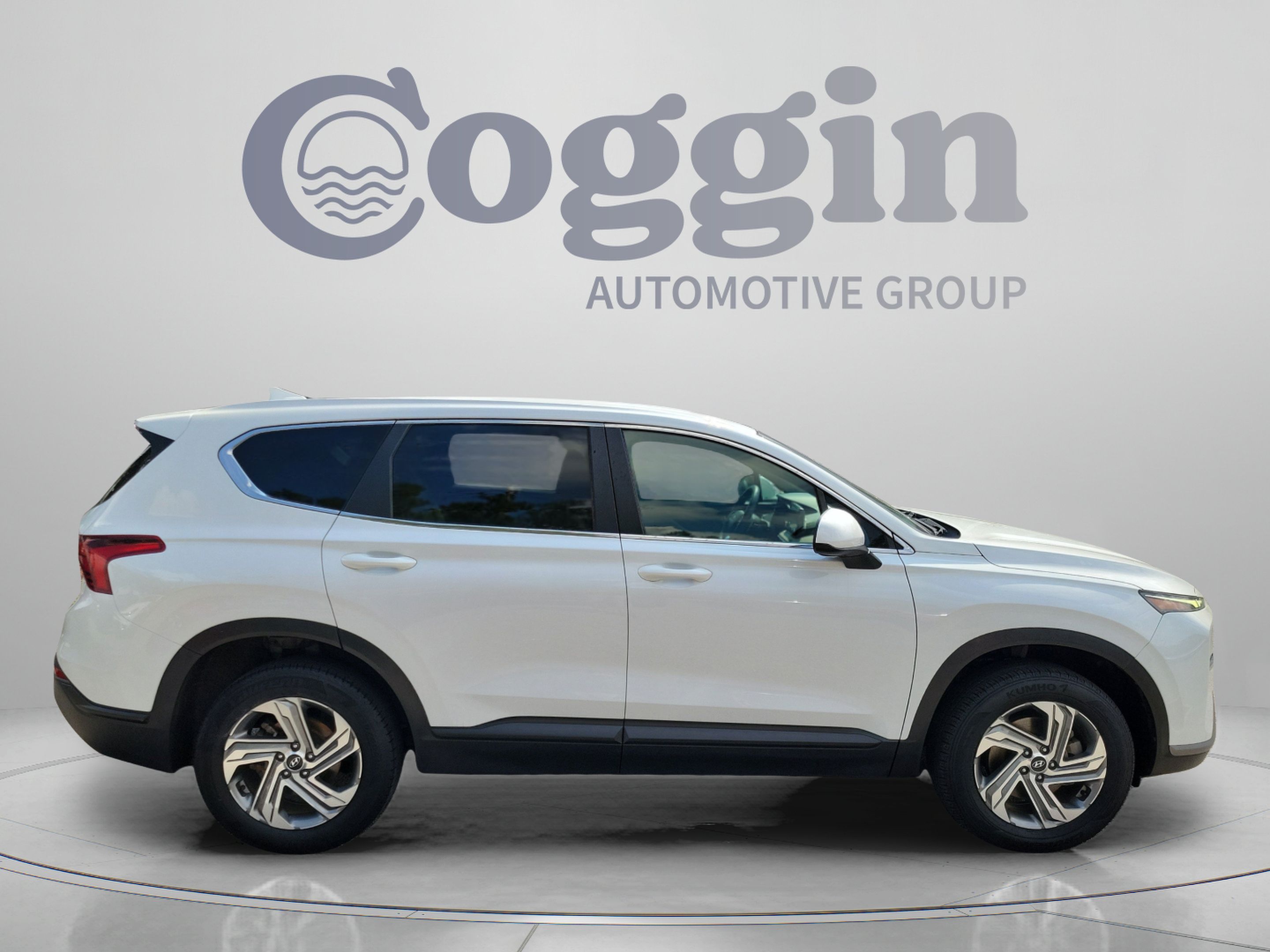 Used 2022 Hyundai Santa Fe SE w/ Cargo Package AWD/4WD image 4