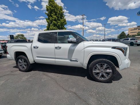 Used 2022 Toyota Tundra Capstone AWD/4WD image 2