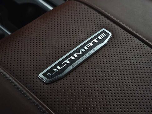 Used 2024 GMC Sierra 3500 Denali Ultimate image 21