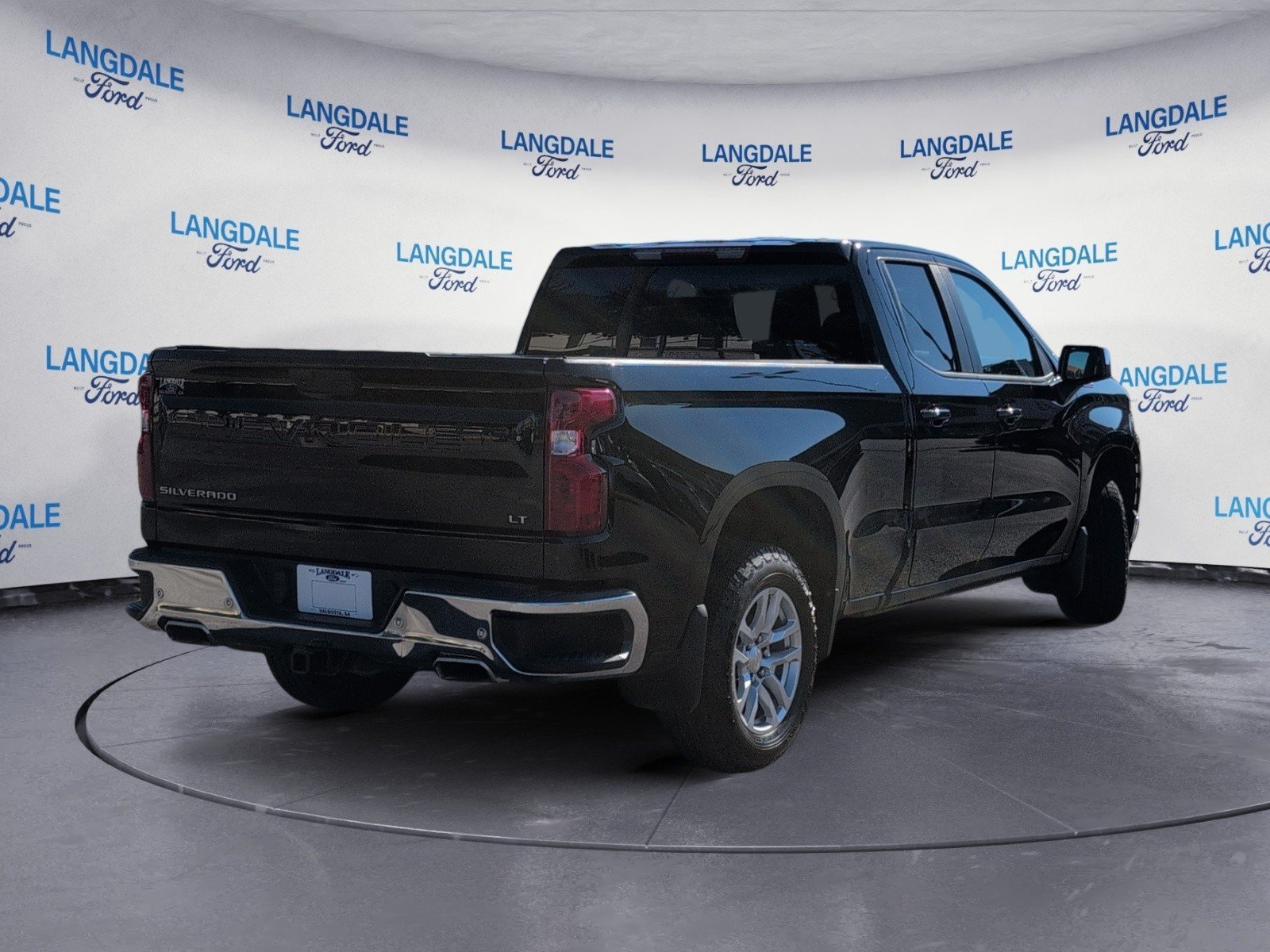 Used 2019 Chevrolet Silverado 1500 LT w/ All-Star Edition AWD/4WD image 4
