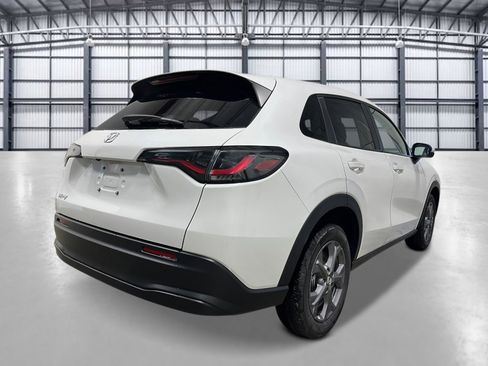 New 2027 Honda HR-V LX image 5