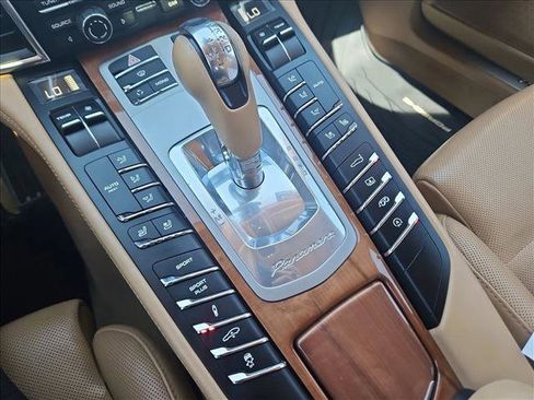 Used 2010 Porsche Panamera Turbo image 12