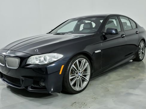 Used 2013 BMW 550i Sedan image 5