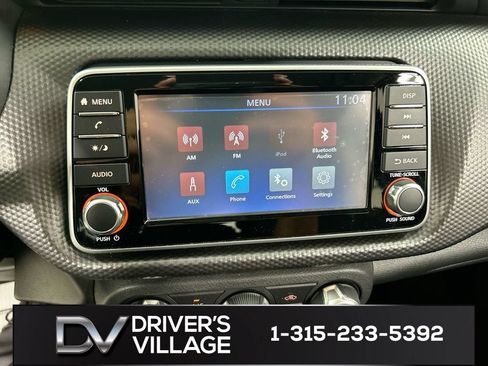 Used 2019 Nissan Kicks S FWD image 14