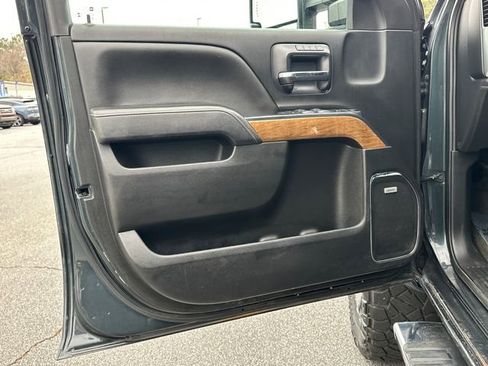 Used 2018 Chevrolet Silverado 2500 LTZ w/ Duramax Plus Package image 10