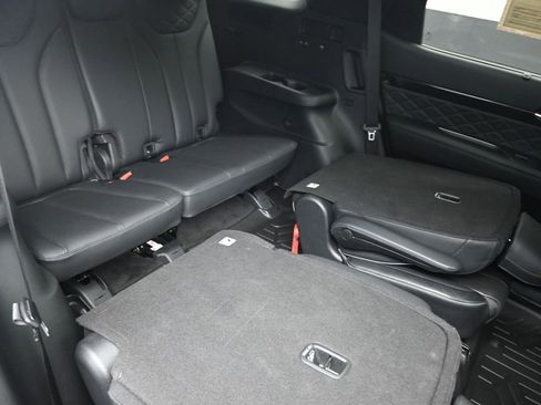 Used 2022 Hyundai Palisade Calligraphy image 28