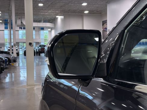 Used 2024 Ford Expedition Max Platinum AWD/4WD image 15
