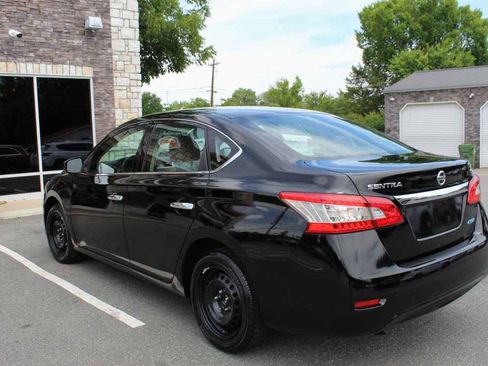 Used 2014 Nissan Sentra SV FWD image 9