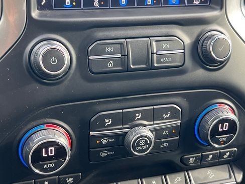 Used 2020 Chevrolet Silverado 3500 LTZ w/ LTZ Premium Package image 20