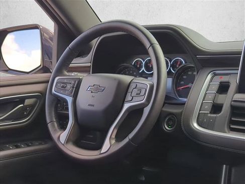 Used 2021 Chevrolet Suburban Z71 image 29