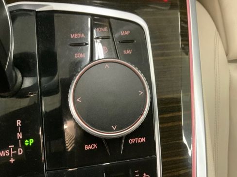 Used 2019 BMW X5 xDrive40i image 19