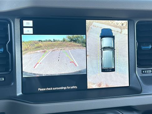 Used 2024 Ford Bronco Wildtrak image 32