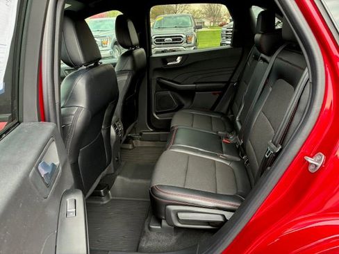 Used 2024 Ford Escape ST-Line w/ Tech Pack #1 AWD/4WD image 13