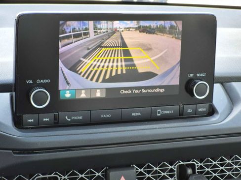 Certified 2023 Honda Accord LX image 32