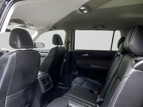 Used 2023 Volkswagen Atlas SE image 11